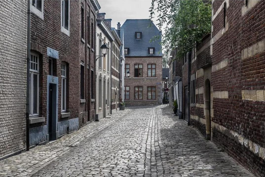 Begijnhof Historica Tongeren Lägenhet Exteriör bild